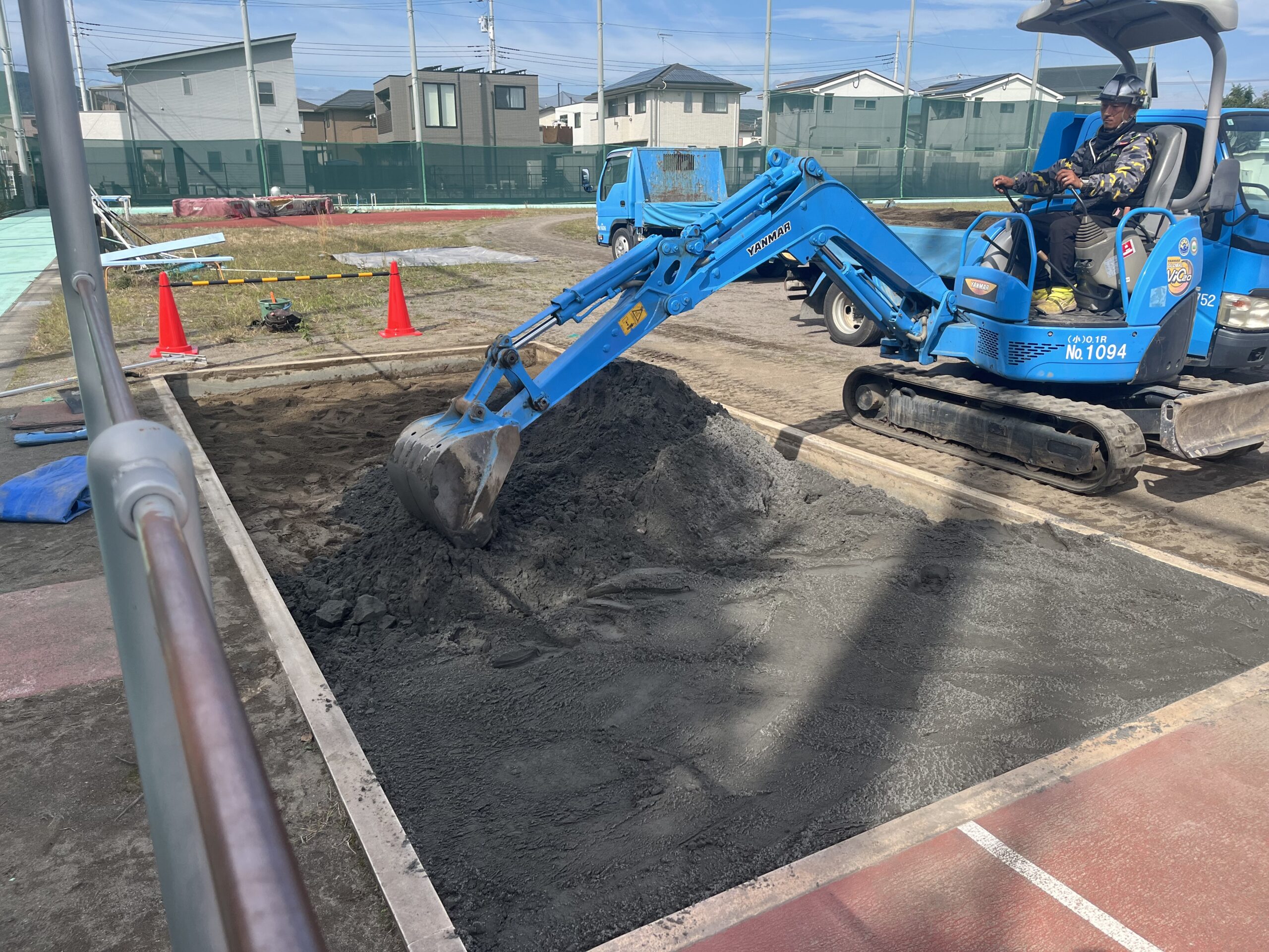 富士市内高校　🍎砂場改修工事🍎